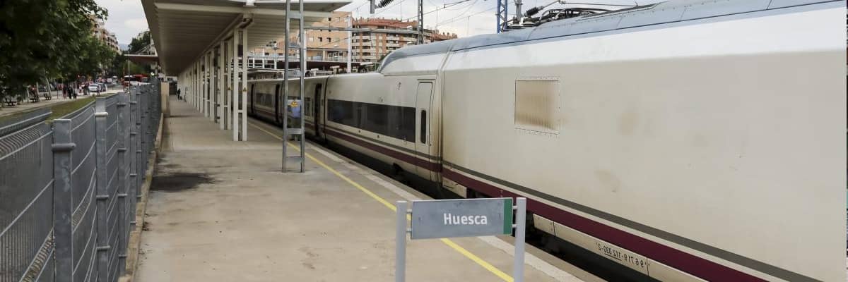 Estacion tren AVE Huesca